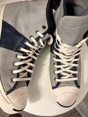 High-Top Men's Sneakers in Gray and Navy